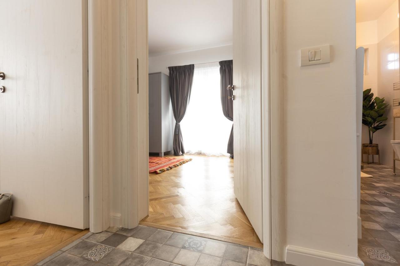 Metropole Apartments Panoramic Ateneum بوخارست المظهر الخارجي الصورة